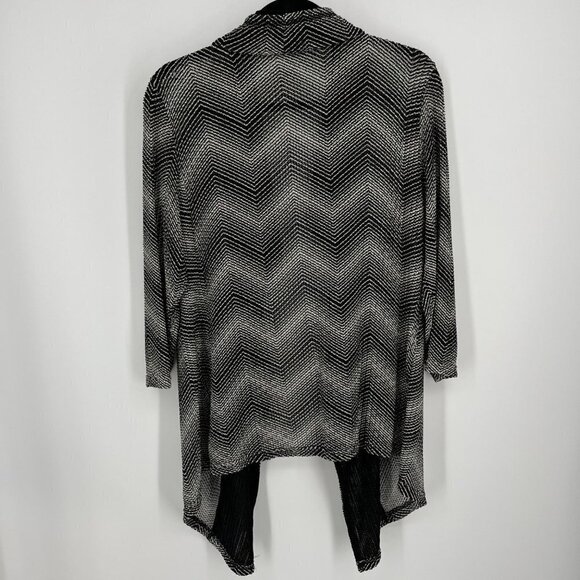 Chicos Travelers Chevron Print Mesh Open Cardigan Size L Black White Lightweight - Picture 2 of 11